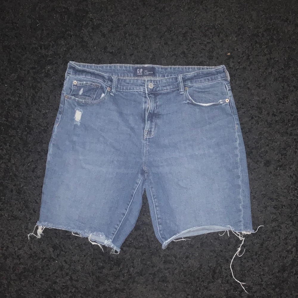Distressed denim shorts. Size 16.